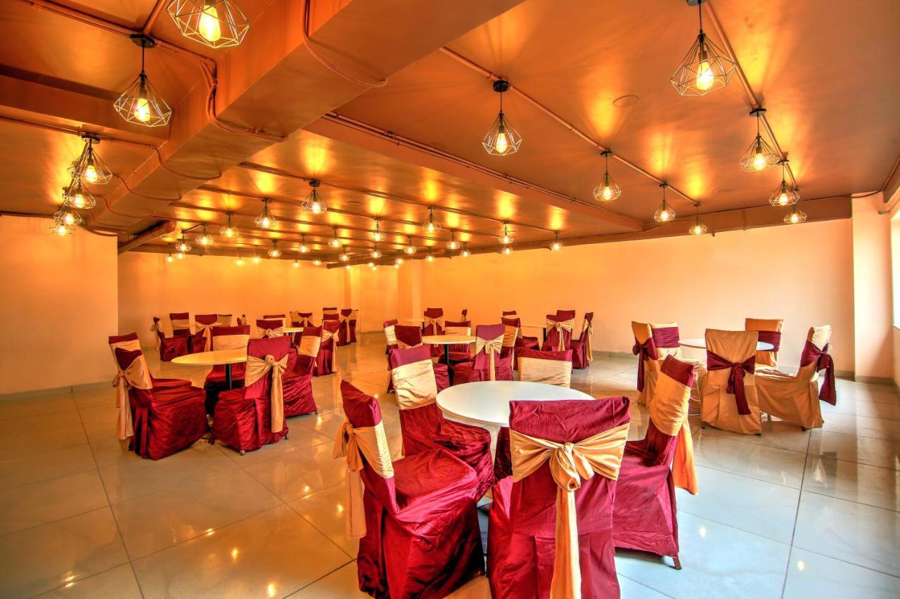 Artisan Rooms New Delhi Eksteriør bilde