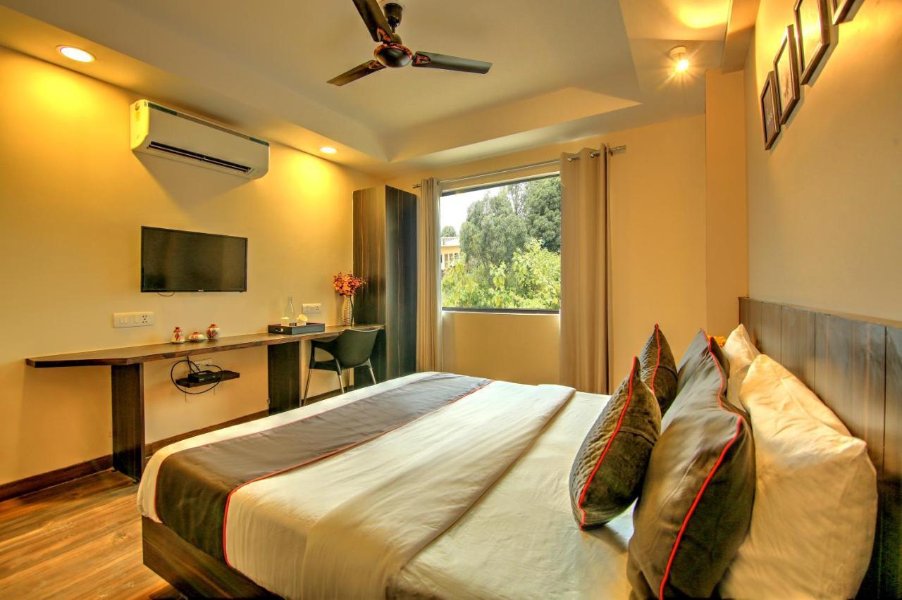 Artisan Rooms New Delhi Eksteriør bilde